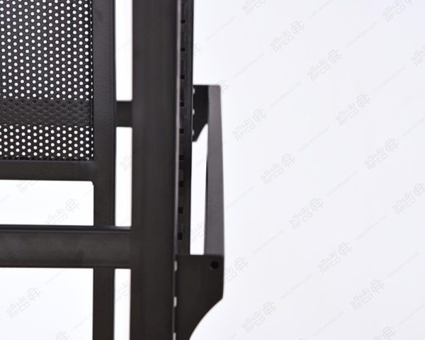استاند عرض ملابس معدني دورين و4 اتجاهات | تصميم احترافي - تاج الهفوف للرفوف
